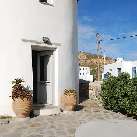 Nyaraló Traditional Windmill House , Chora Szérifosz