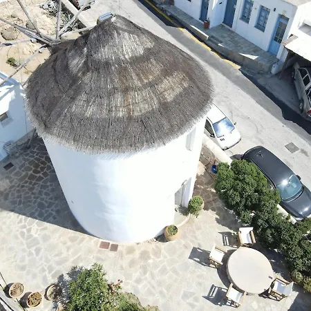 Nyaraló Traditional Windmill House , Chora *